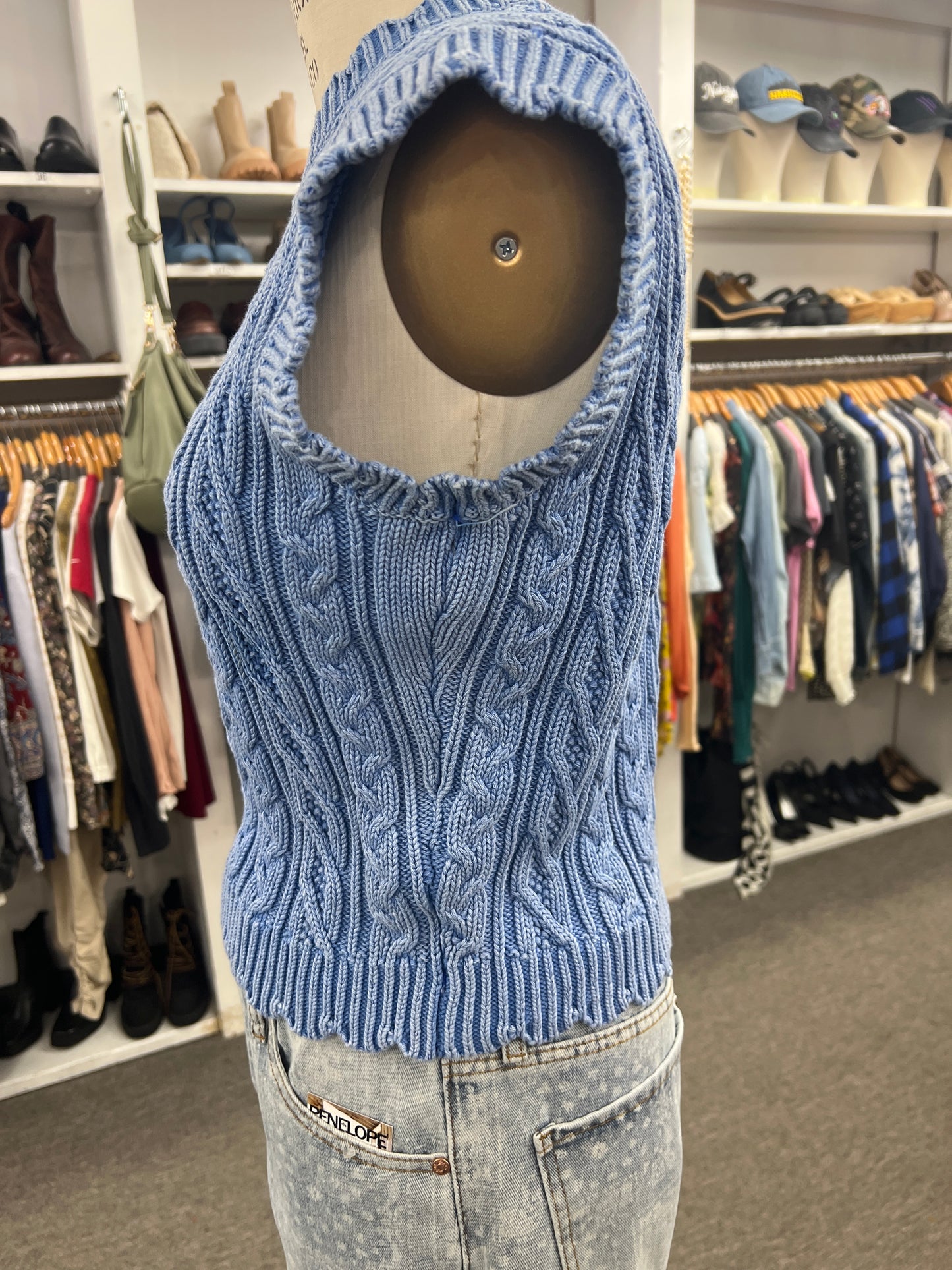 LimboCableSleevelessTop